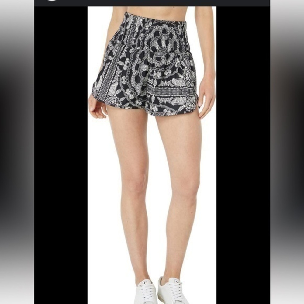 FP Movement Shorts in Bandana Black & White size M